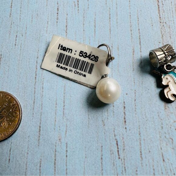 Charm Unicorn Rainbow Novelty Floral Pearl Lot 4 Charms - Picture 2 of 5